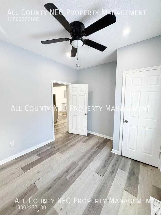 2232 W 104th St - Photo 5 of 10