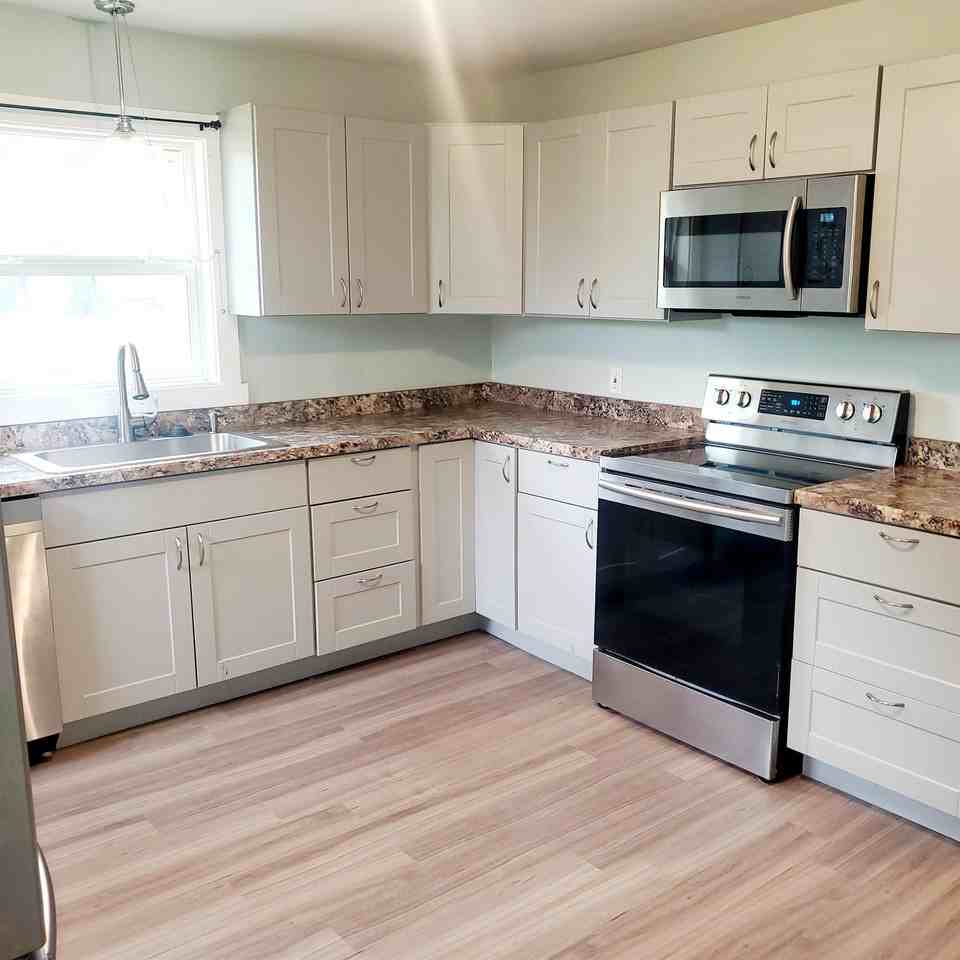 2620 7th Ave N - Photo 6 of 11