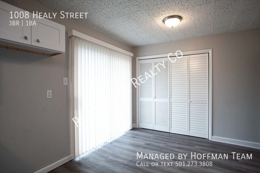 1008 Healy St - Photo 3 of 4