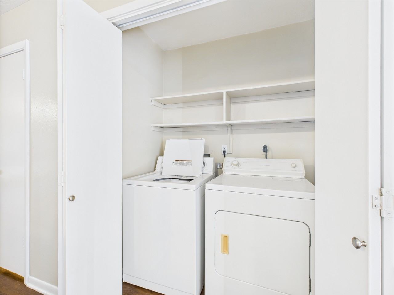 704 San Pedro Dr - Photo 6 of 16