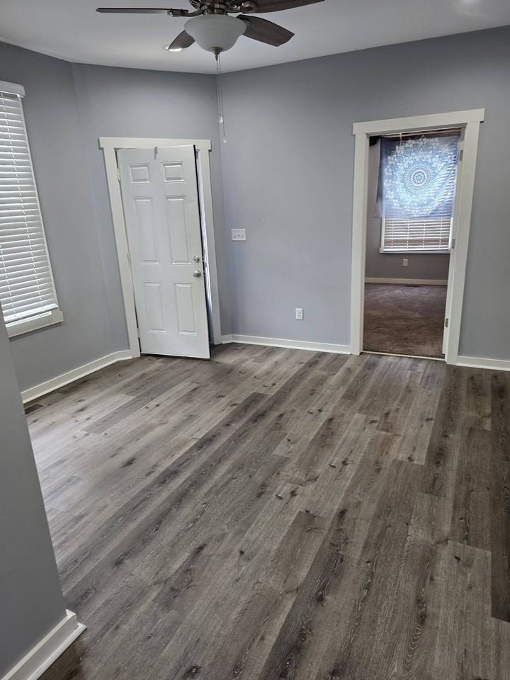 444 N 14th St - Photo 2 of 7