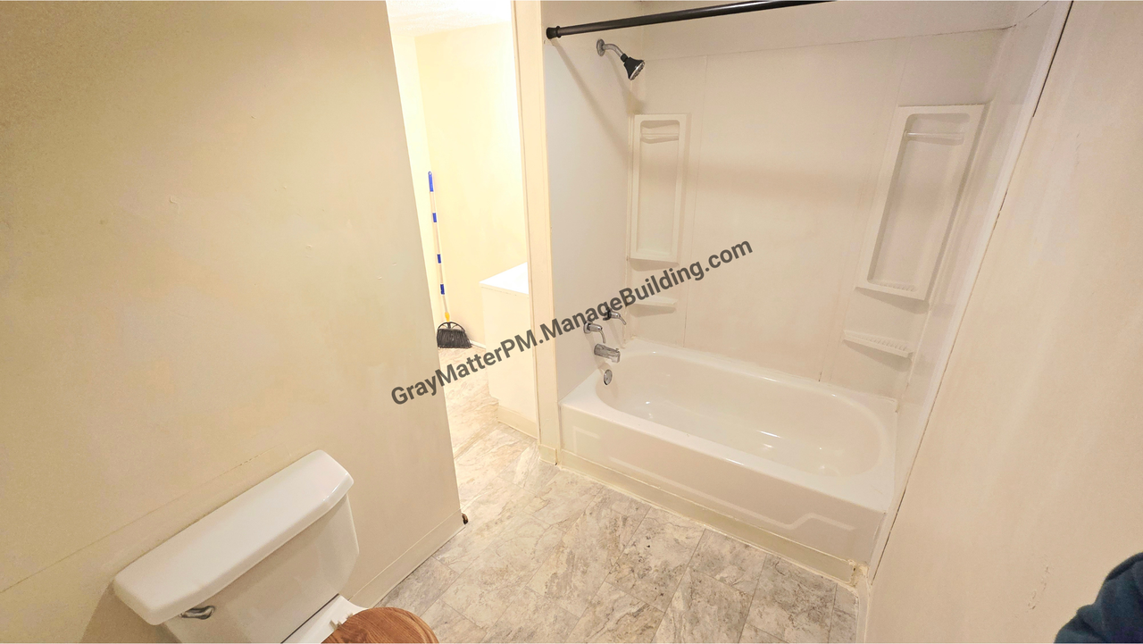 1162 E 25th St #2 - Photo 6 of 10