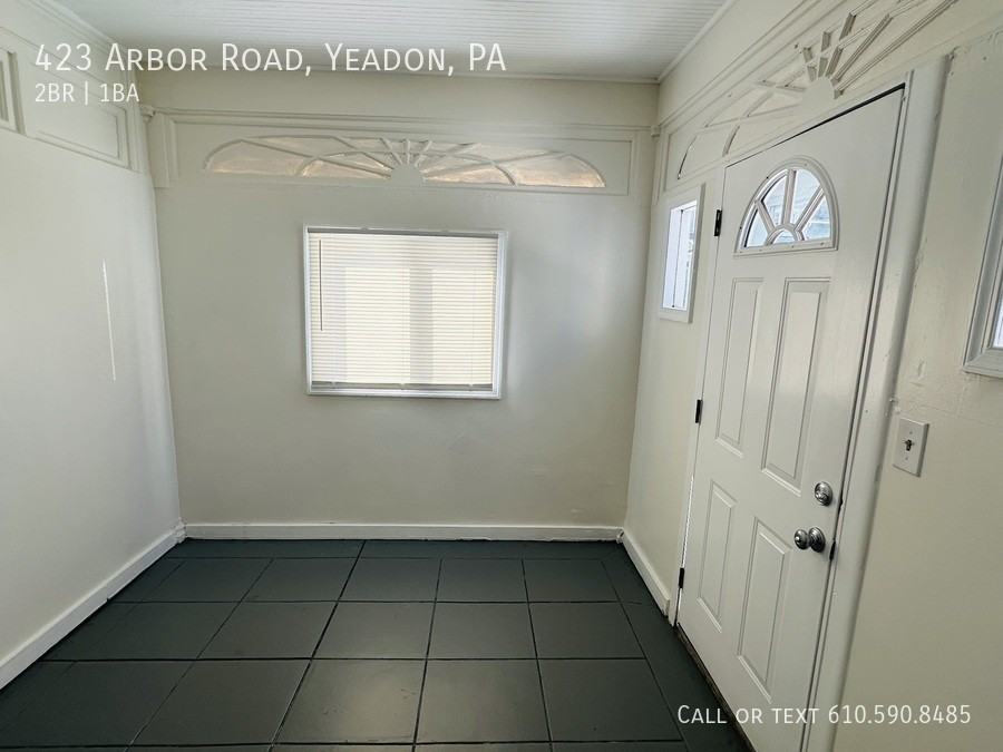 423 Arbor Rd - Photo 2 of 21