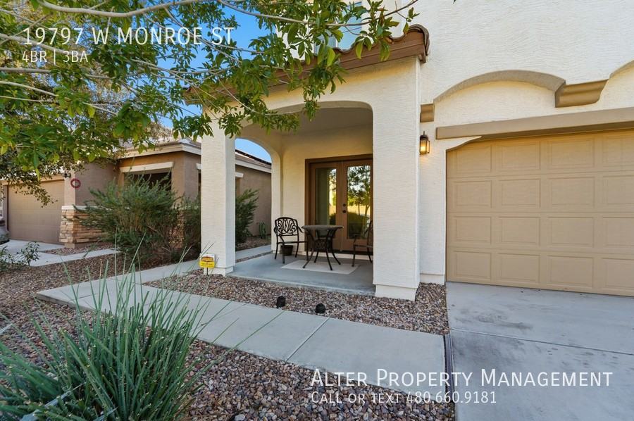 19797 W Monroe St - Photo 3 of 50