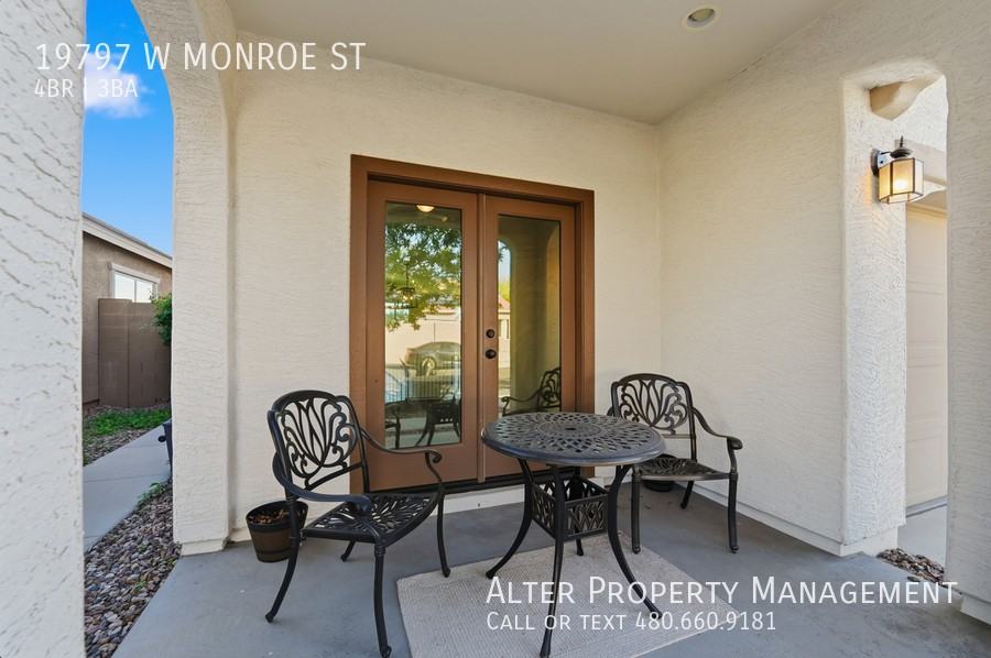 19797 W Monroe St - Photo 4 of 50