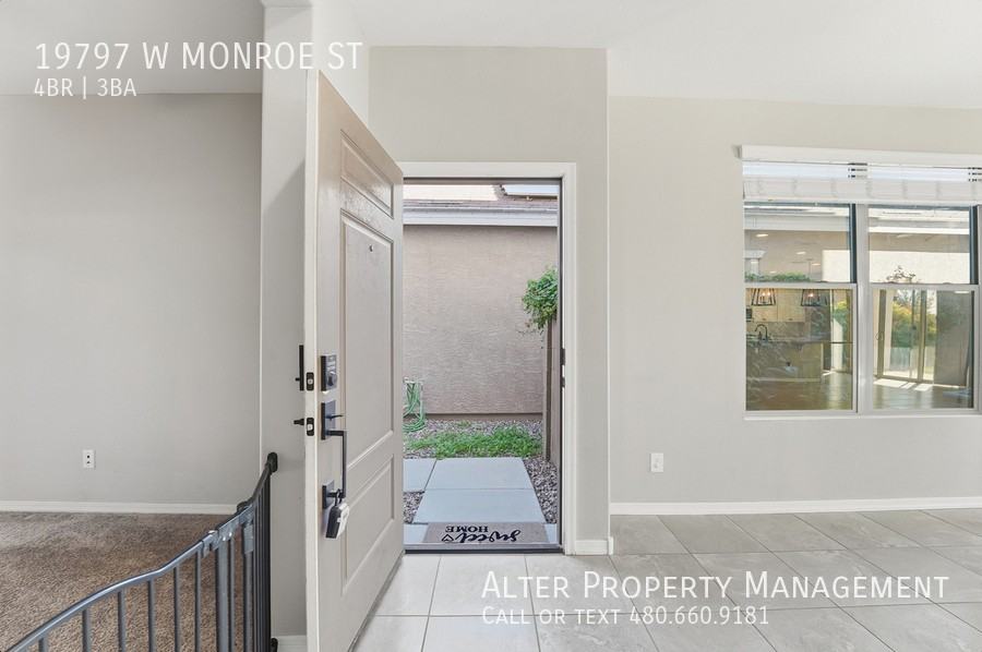 19797 W Monroe St - Photo 6 of 50