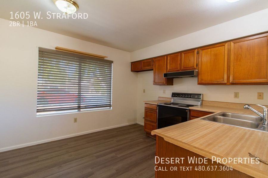 1605 W Straford Dr - Photo 6 of 18