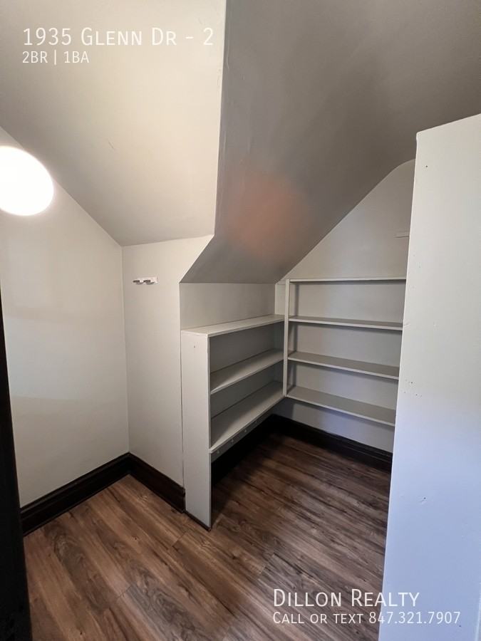 1935 Glenn Dr #2 - Photo 4 of 12