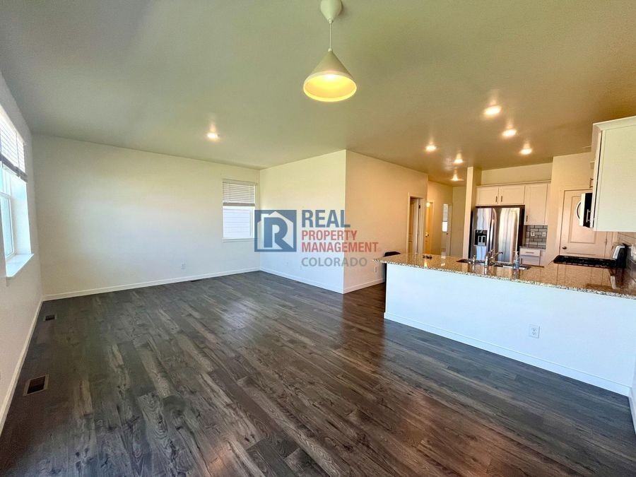 10176 Castor Dr - Photo 2 of 16