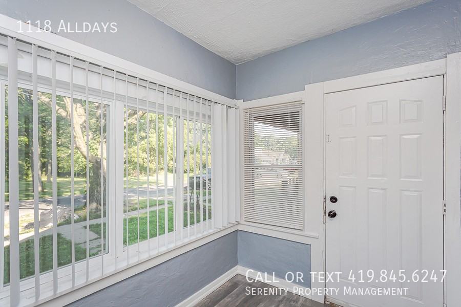 1118 Alldays Ave - Photo 5 of 24