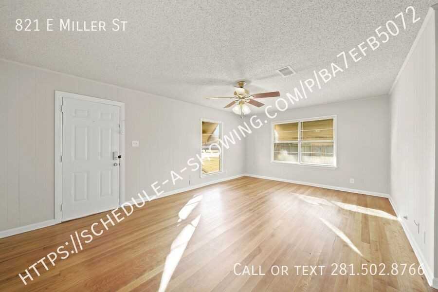 821 E Miller St - Photo 3 of 19