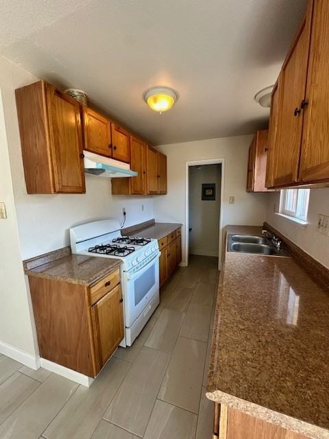 1120 School St - Photo 6 of 9