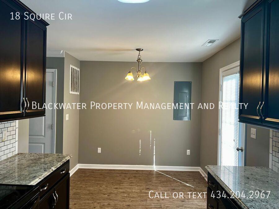 18 Squire Cir - Photo 4 of 7