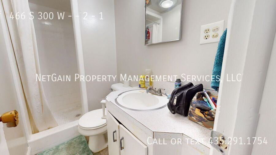 466 S 300 W #2-1 - Photo 3 of 16