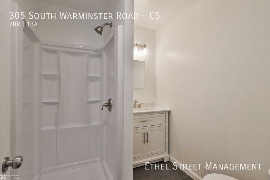 305 S Warminster Rd #C5 - Photo 7 of 9