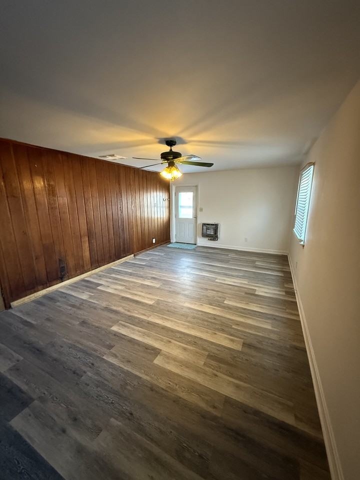 4924 Stonington Rd #1 - Photo 6 of 9