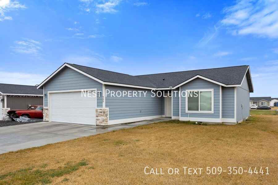 935 E Mt Adams St - Photo 2 of 7