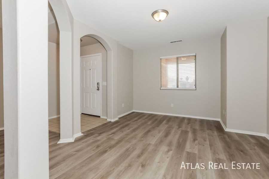 11018 W Mountain View Dr - Photo 7 of 22