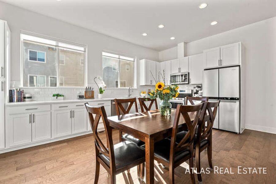 7856 W 43rd Pl - Photo 3 of 36