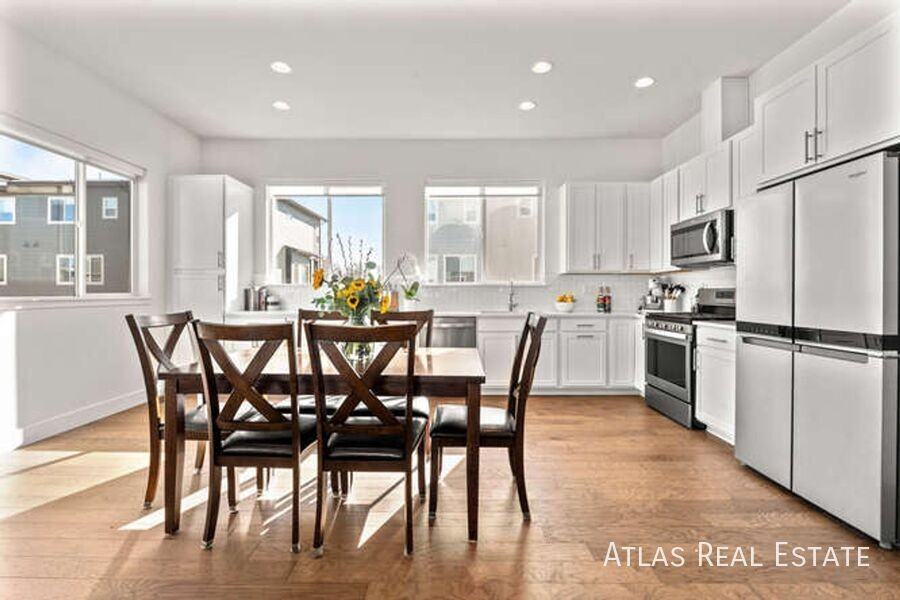 7856 W 43rd Pl - Photo 6 of 36