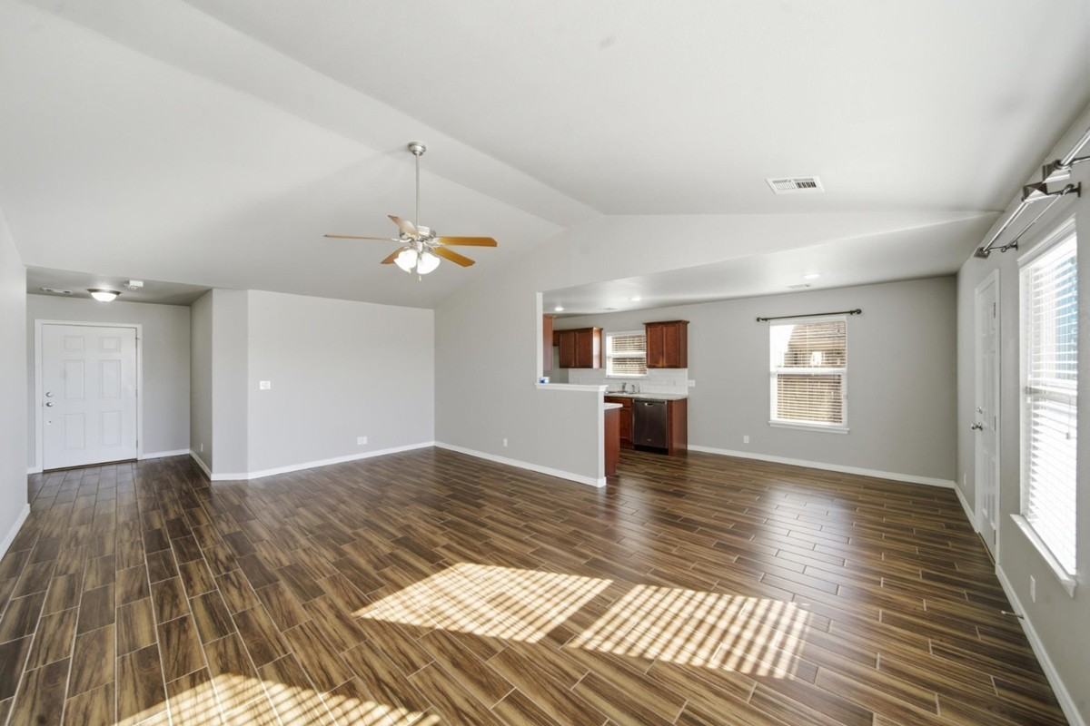 10710 N 146th East Ave #1 - Photo 4 of 24