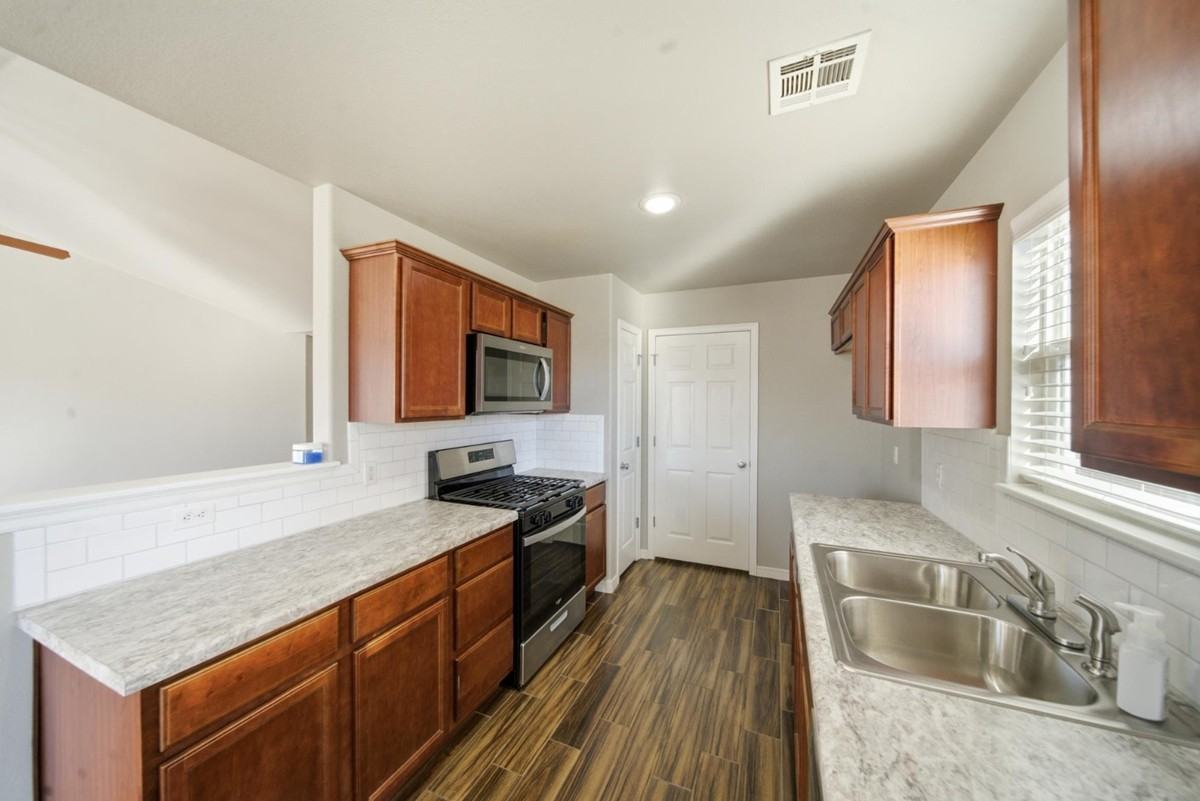 10710 N 146th East Ave #1 - Photo 6 of 24