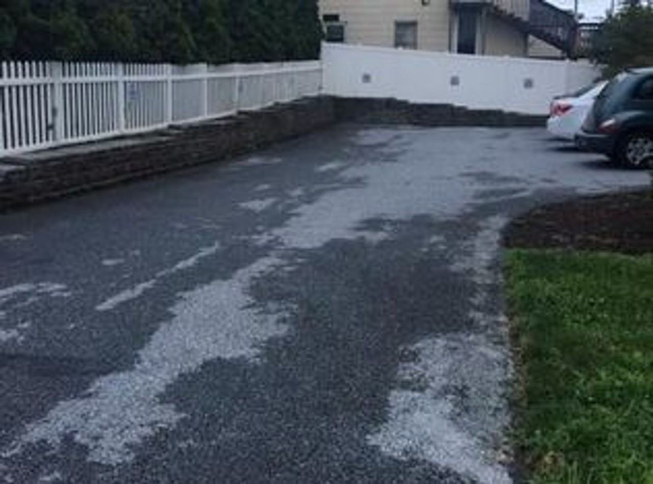 626 E Main St - Photo 5 of 34