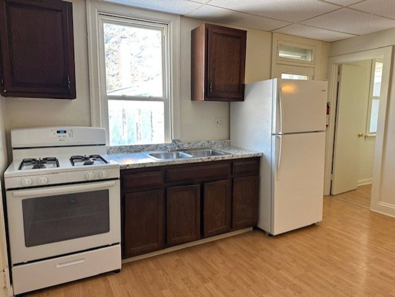 209 9th St #2 - Photo 3 of 7