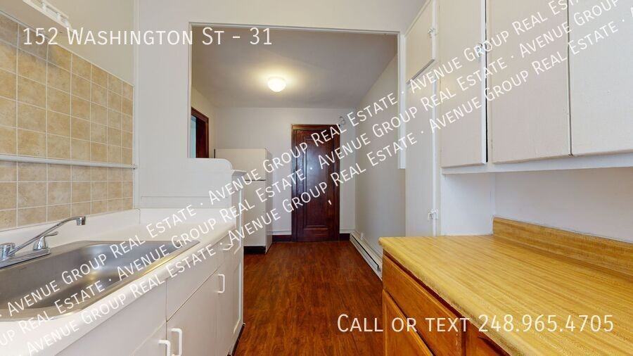 152 Washington St #31 - Photo 7 of 14