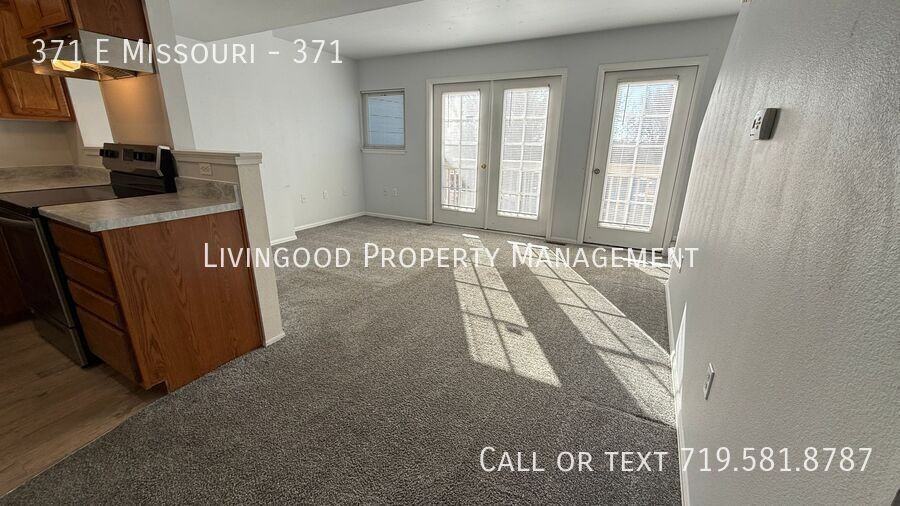 371 E Missouri Ave #371 - Photo 3 of 15