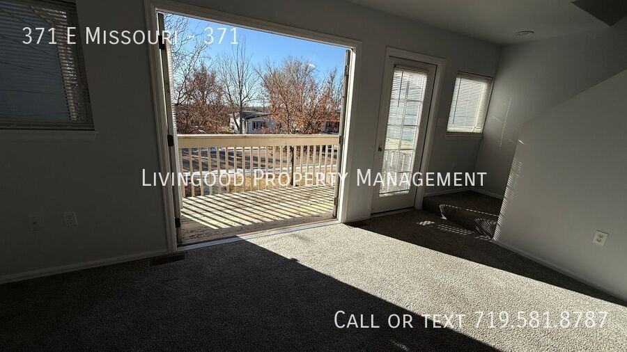 371 E Missouri Ave #371 - Photo 5 of 15