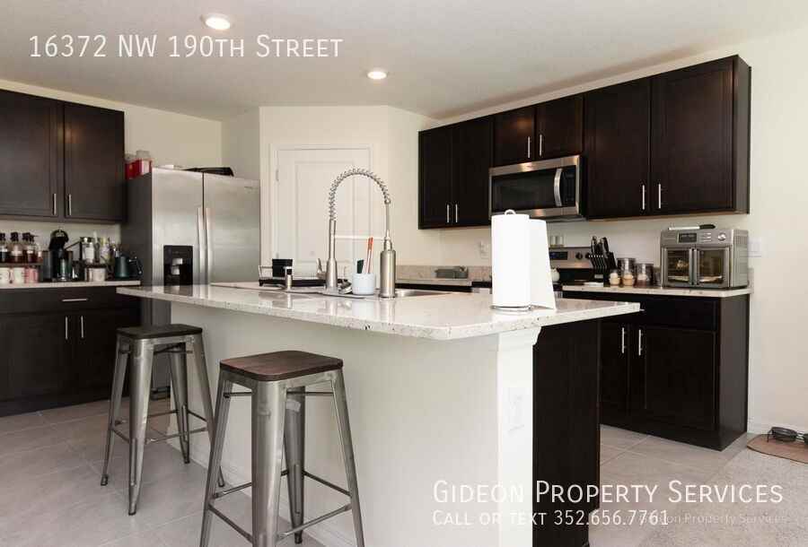 16372 Nw 190th St - Photo 6 of 37