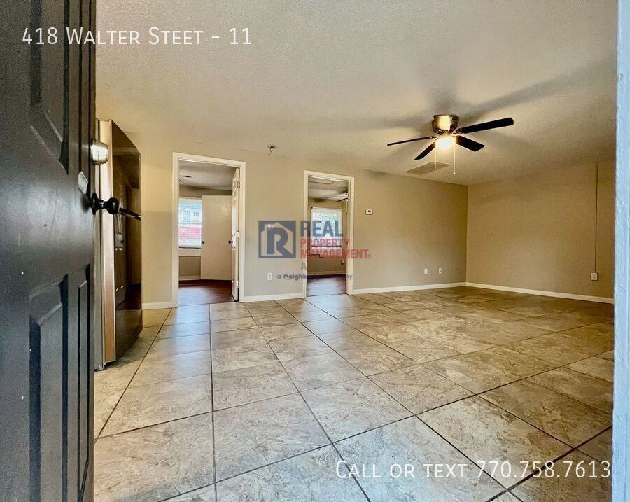 418 Walter St Nw #11 - Photo 2 of 10