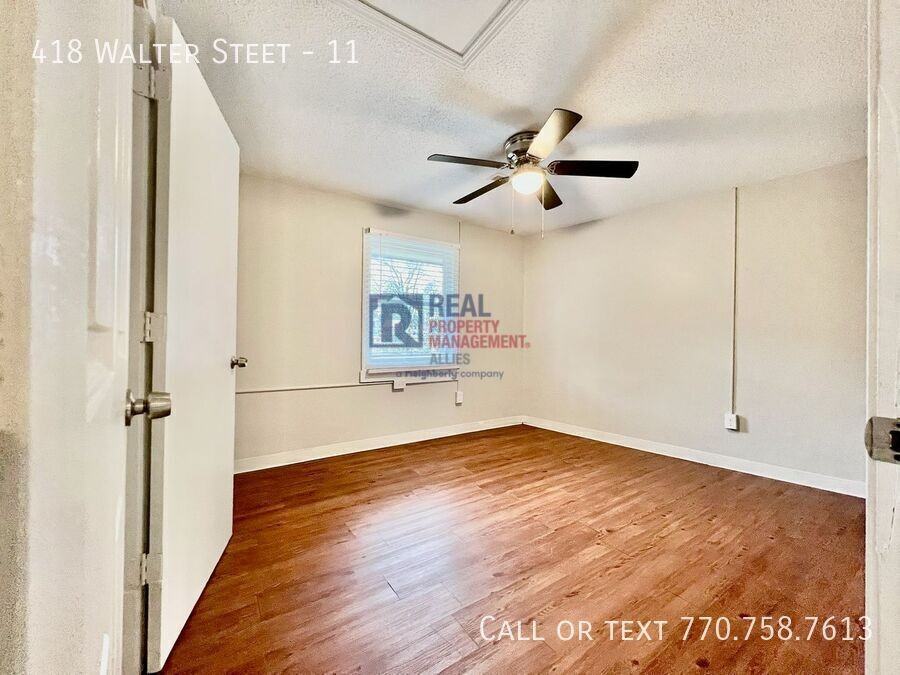 418 Walter St Nw #11 - Photo 4 of 10