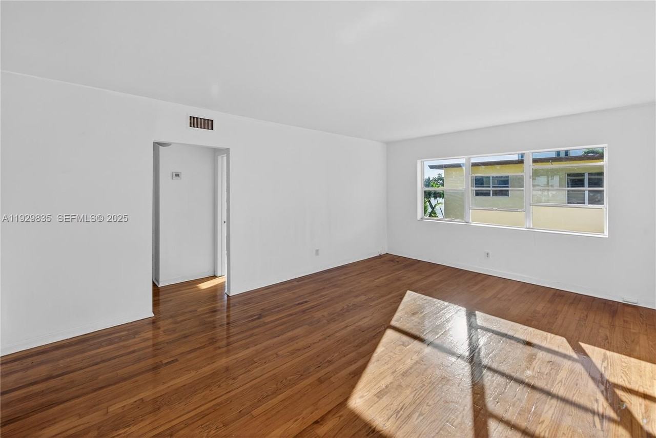 160 S Shore Dr #160-5 - Photo 2 of 34