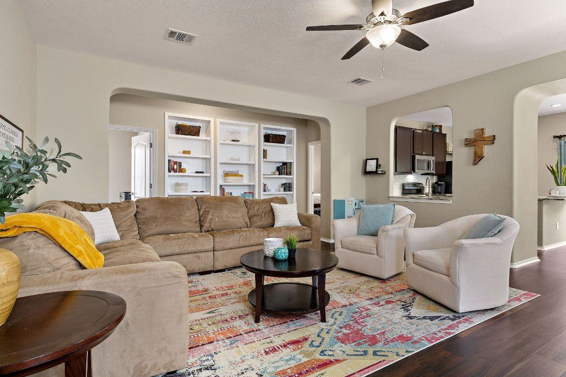 408 Tyree Rd #408 - Photo 2 of 25