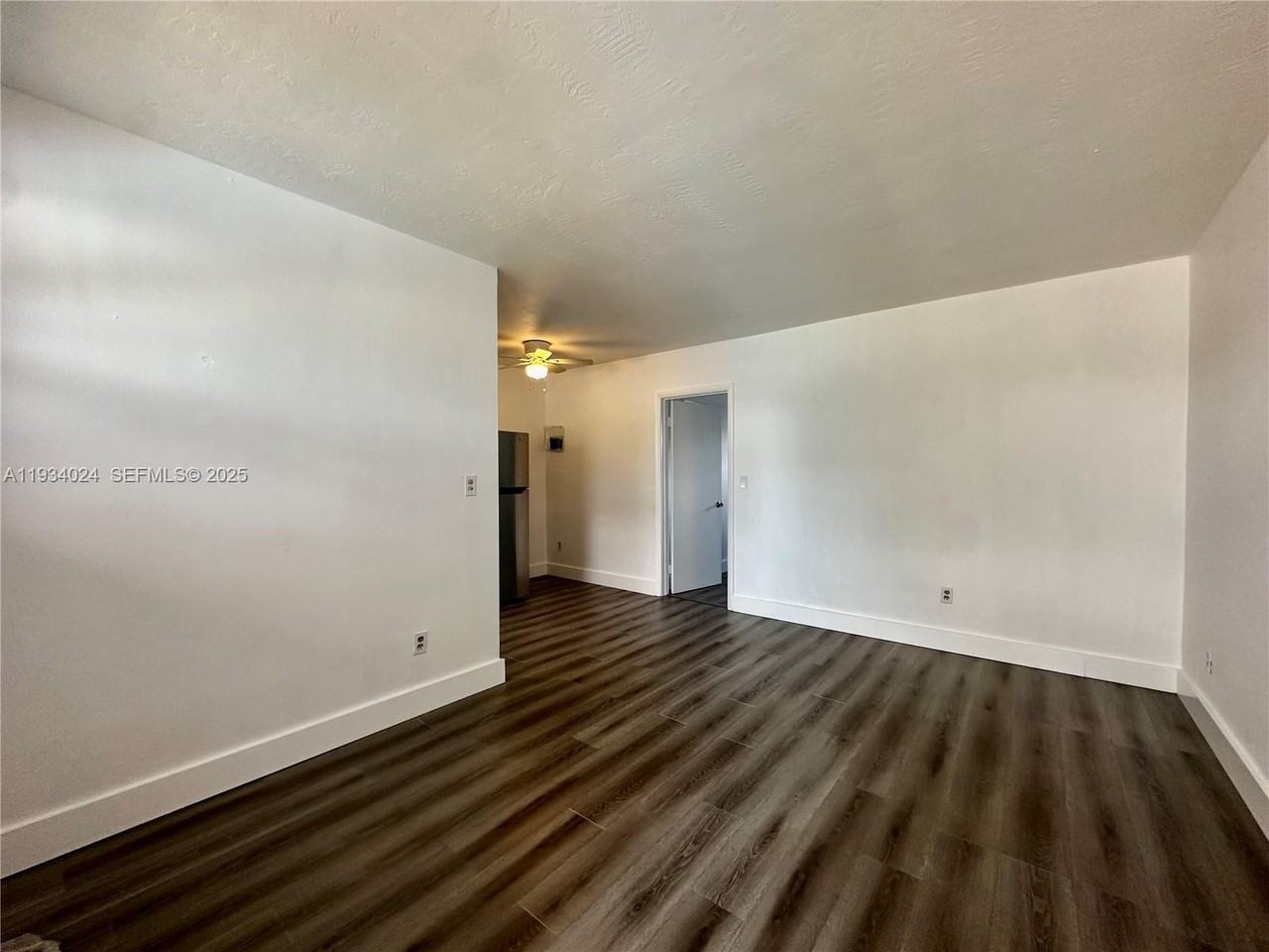 3100 Nw 135th St #3100-2 - Photo 2 of 7