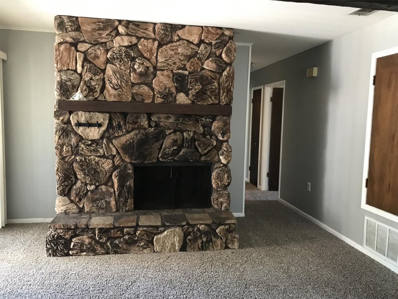 614 Mountain Dr #1 - Photo 5 of 8