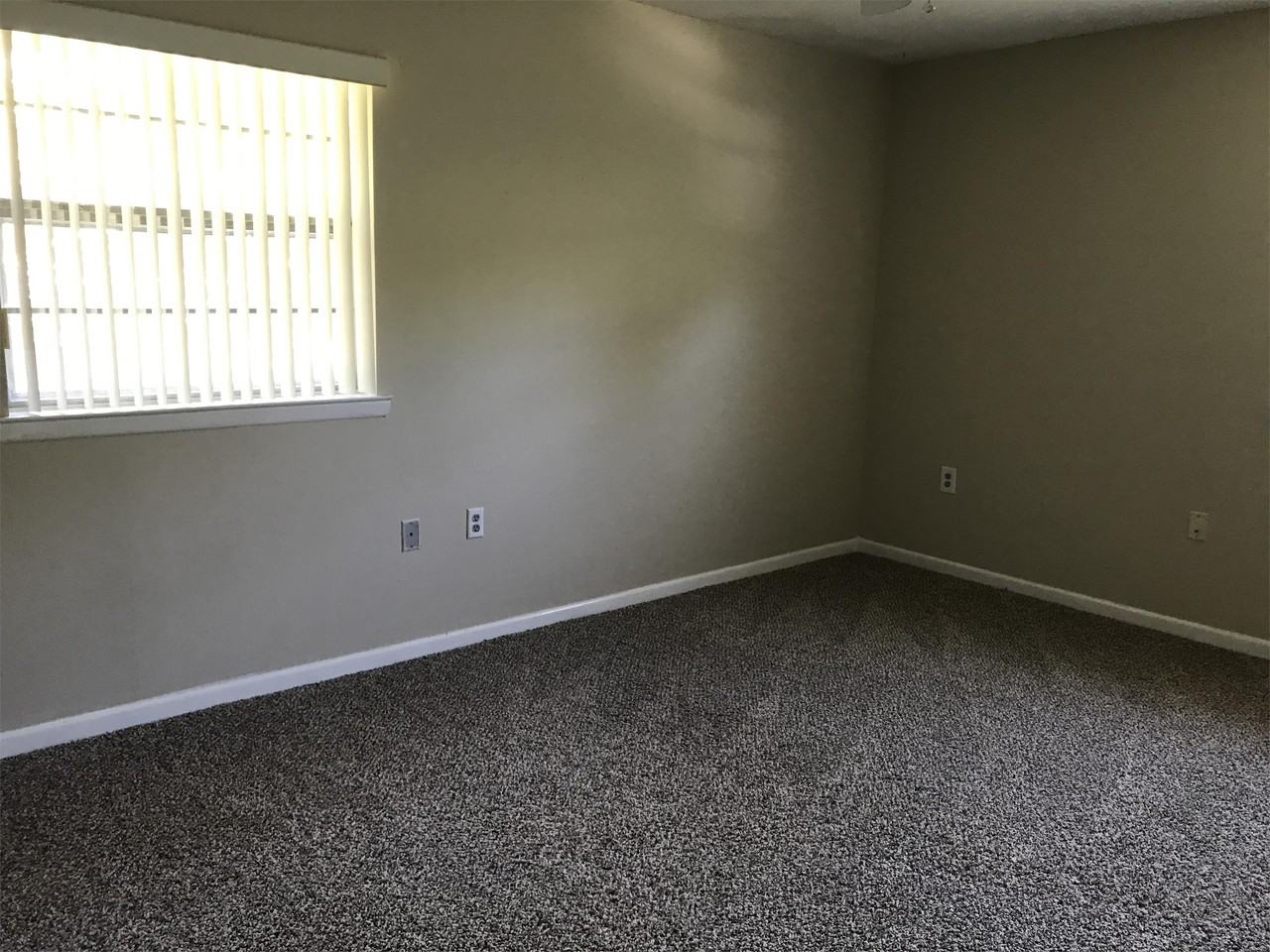 614 Mountain Dr #1 - Photo 7 of 8