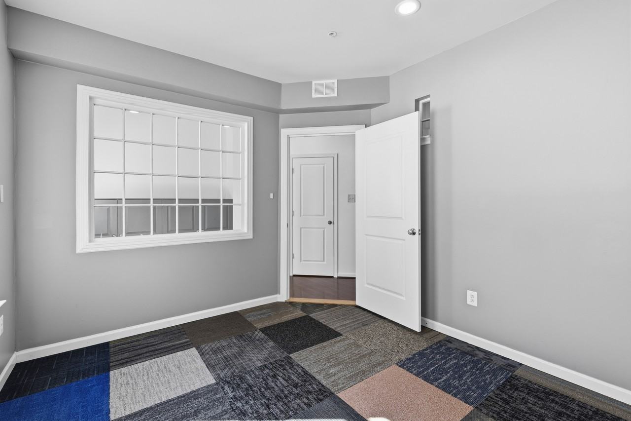 1137 Red Hawk Way #1 - Photo 5 of 29