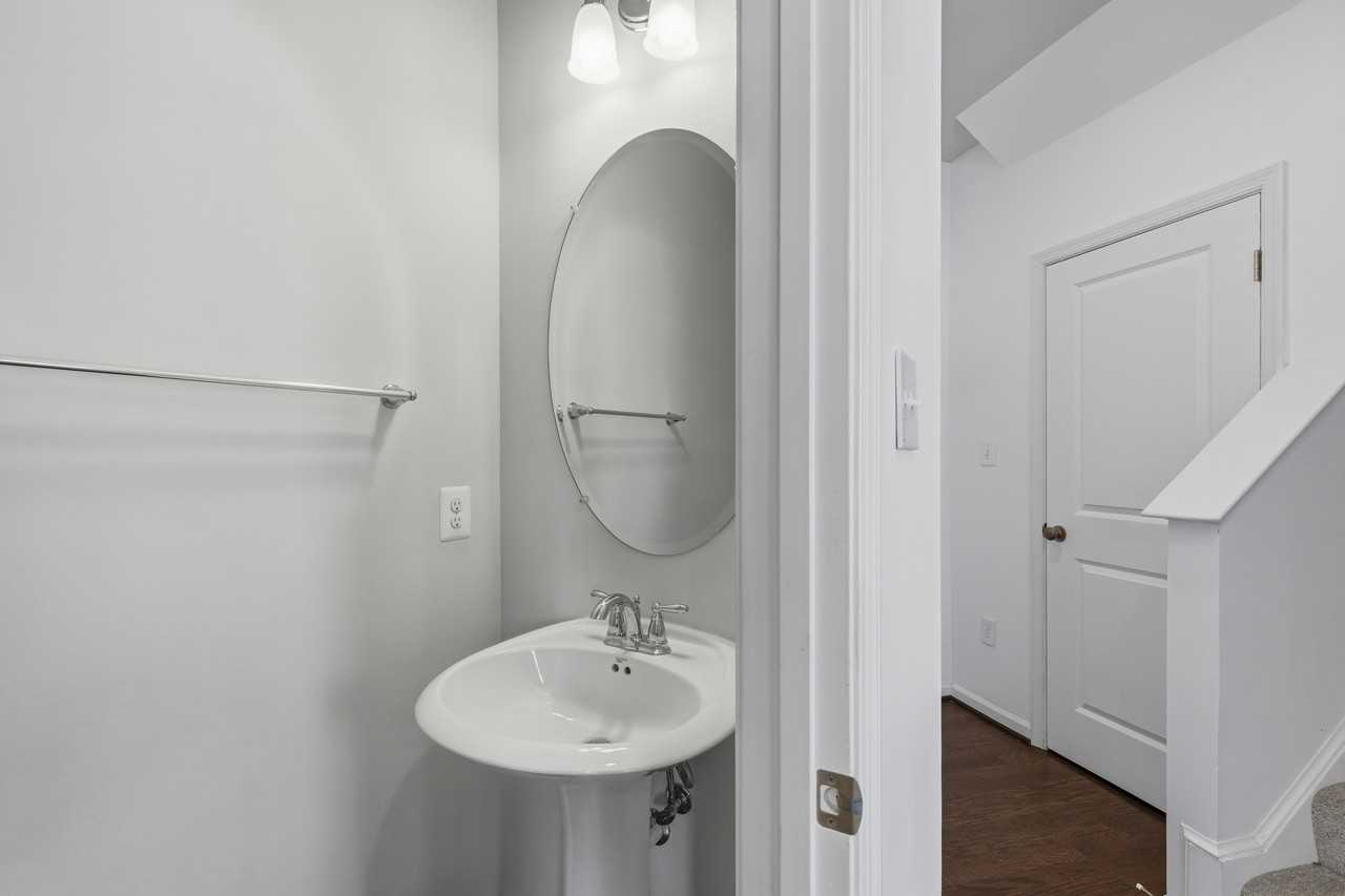 1137 Red Hawk Way #1 - Photo 6 of 29