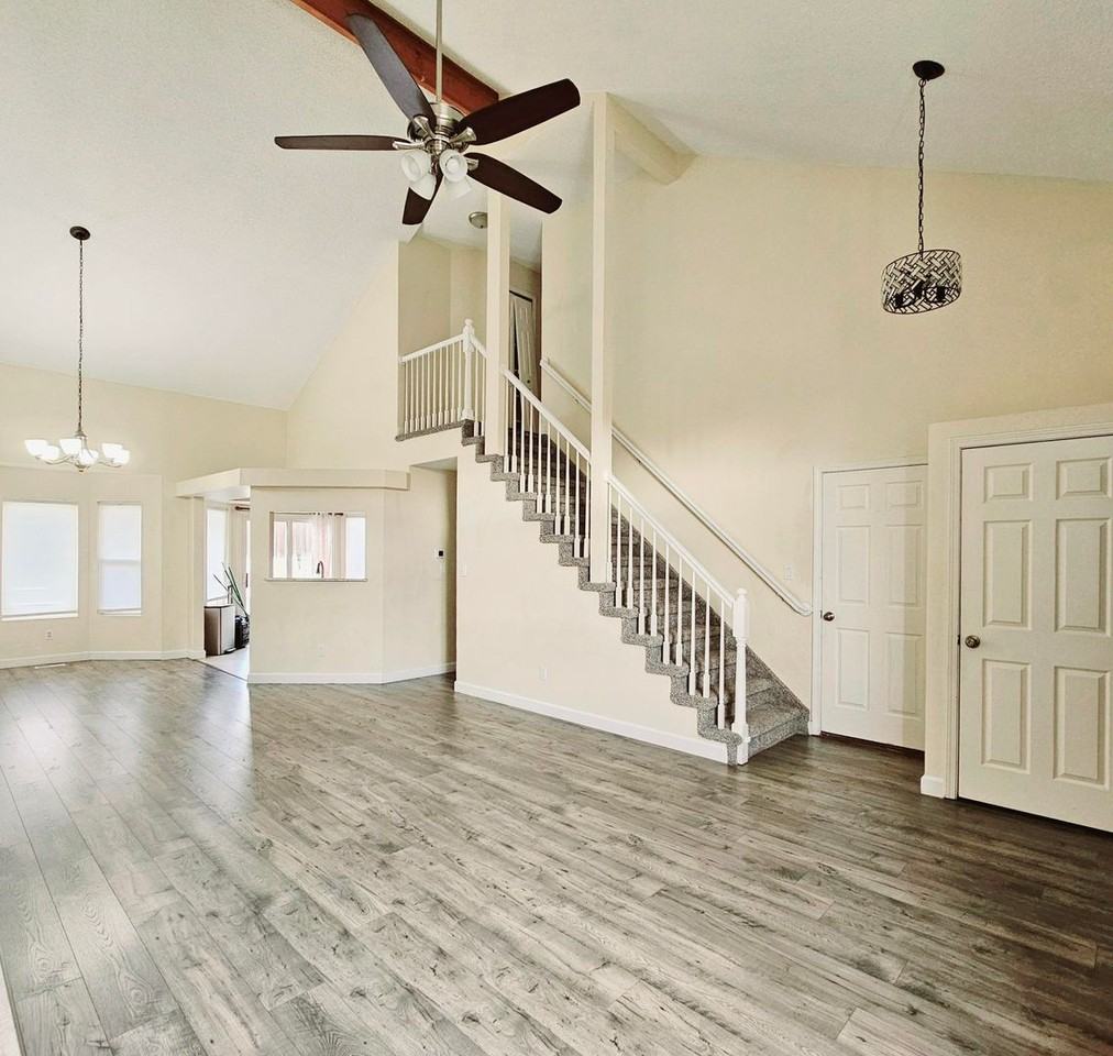 8224 Horn Run Rd - Photo 7 of 30