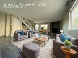 featured image of 219 N Race St #C