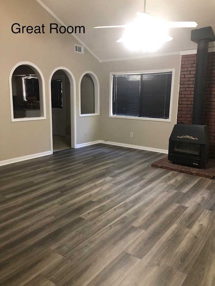 3762 Dante Ave - Photo 3 of 15