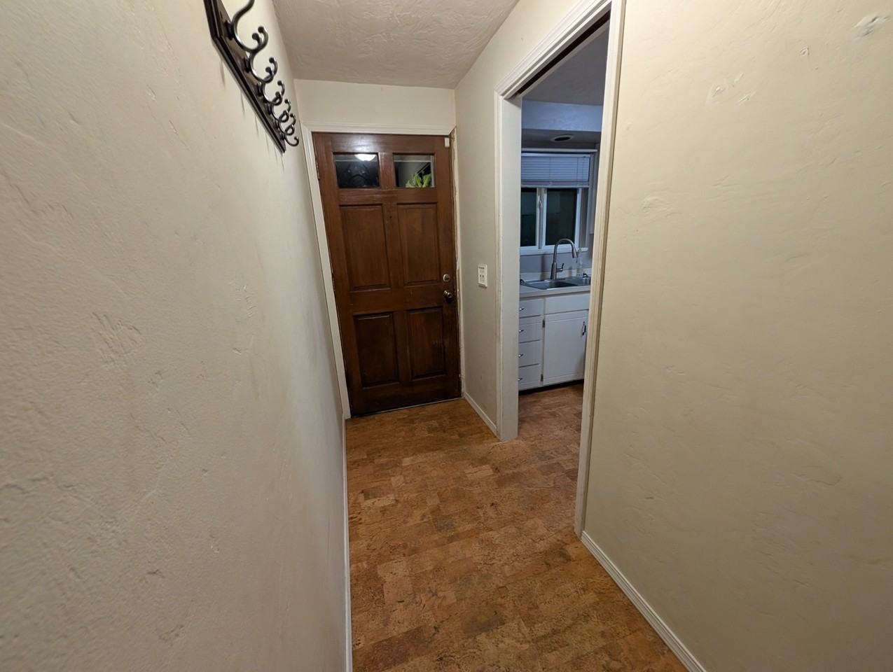 170 Irvington Dr - Photo 6 of 12