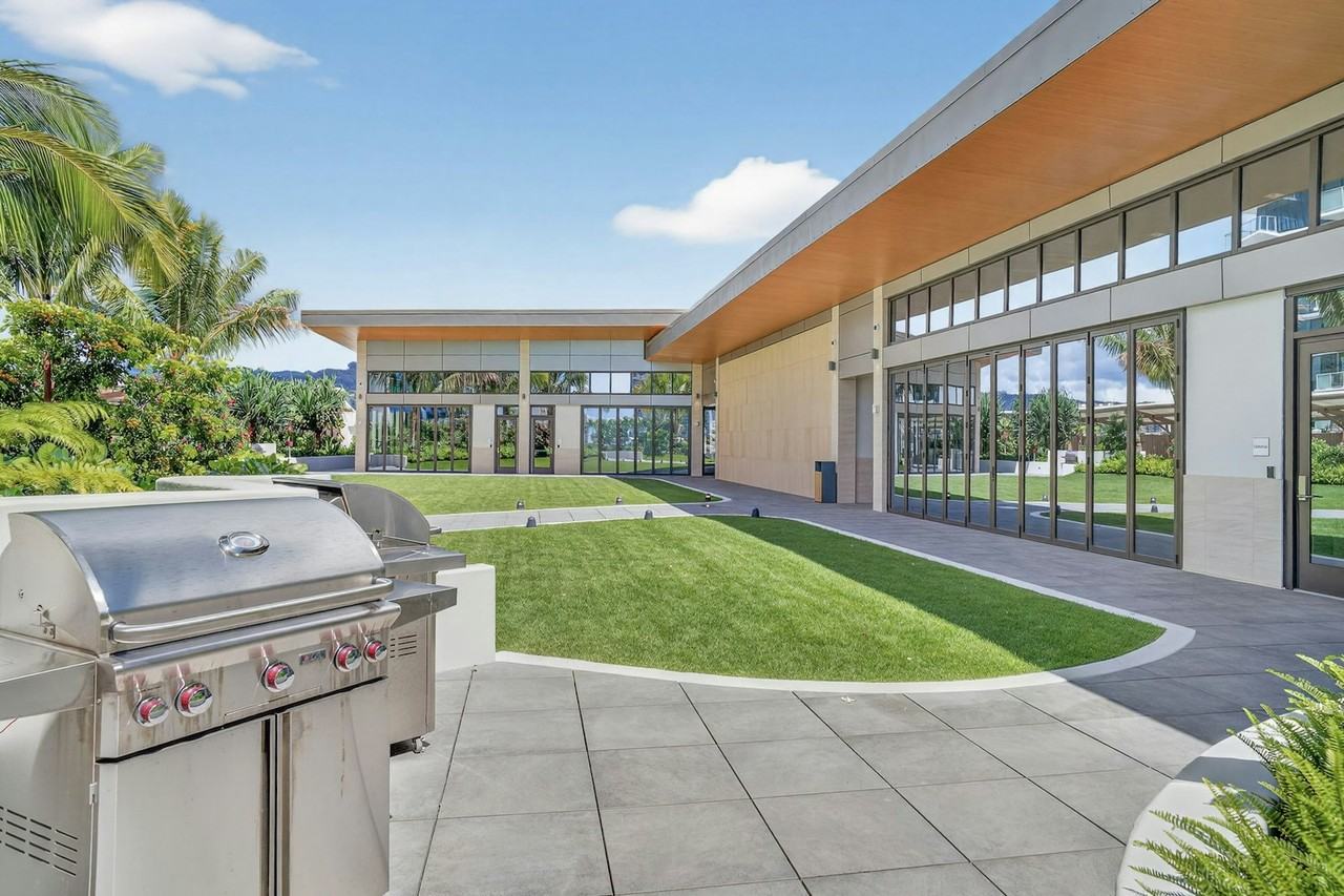 1515 Liona Street, Unit 2109 - Photo 4 of 20