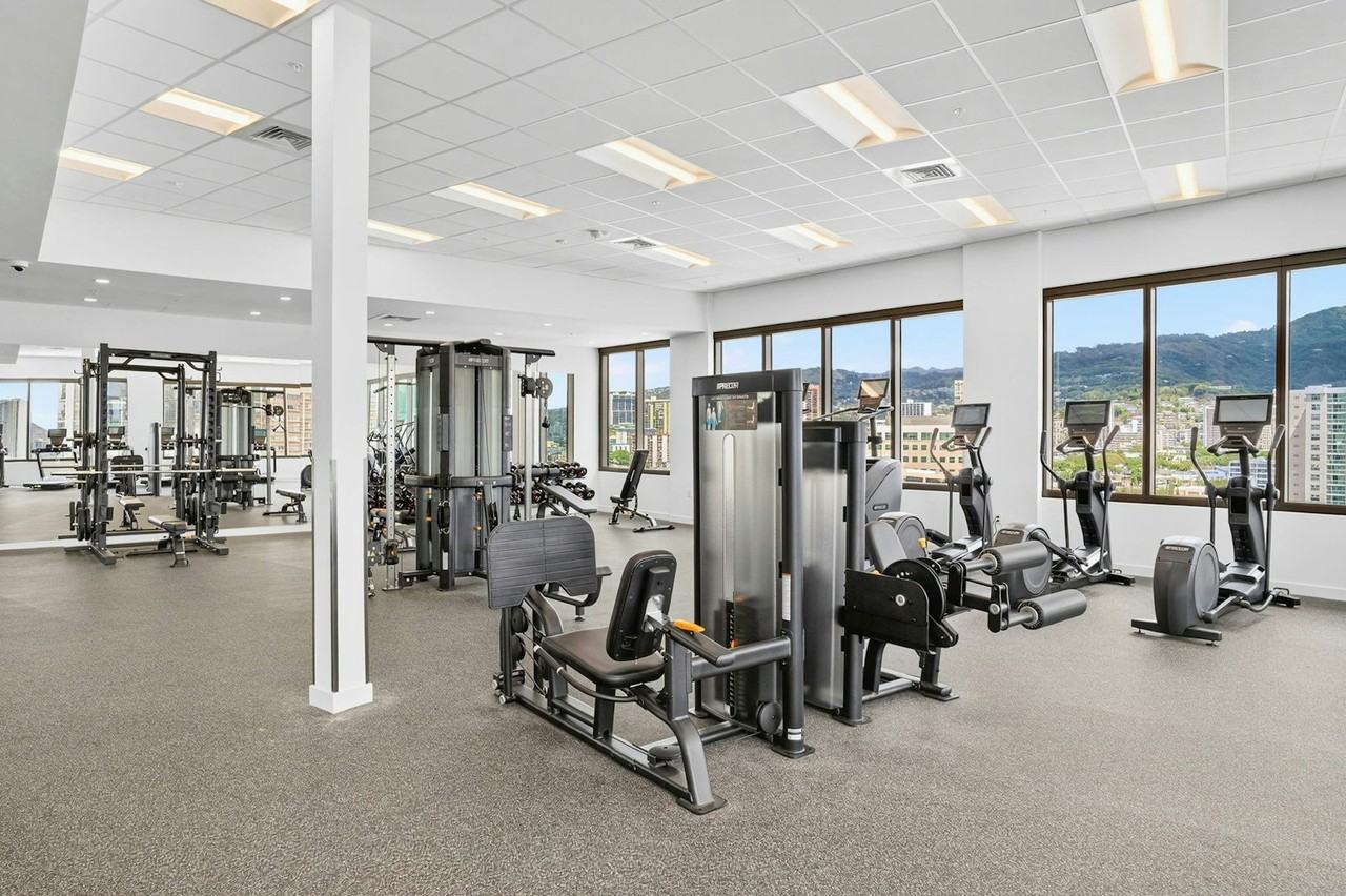 1515 Liona Street, Unit 2109 - Photo 7 of 20