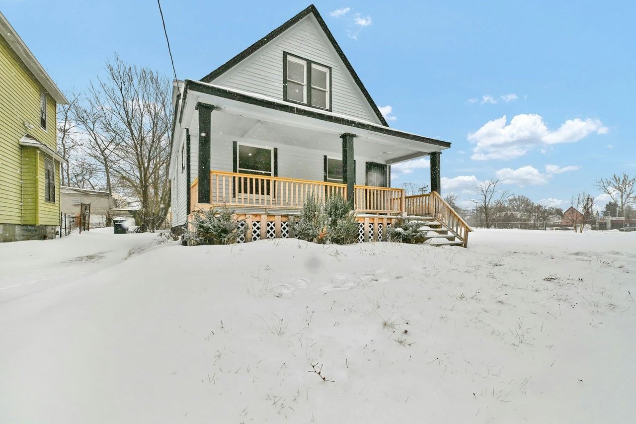 1261 East 123rd Street - Photo 2 of 21