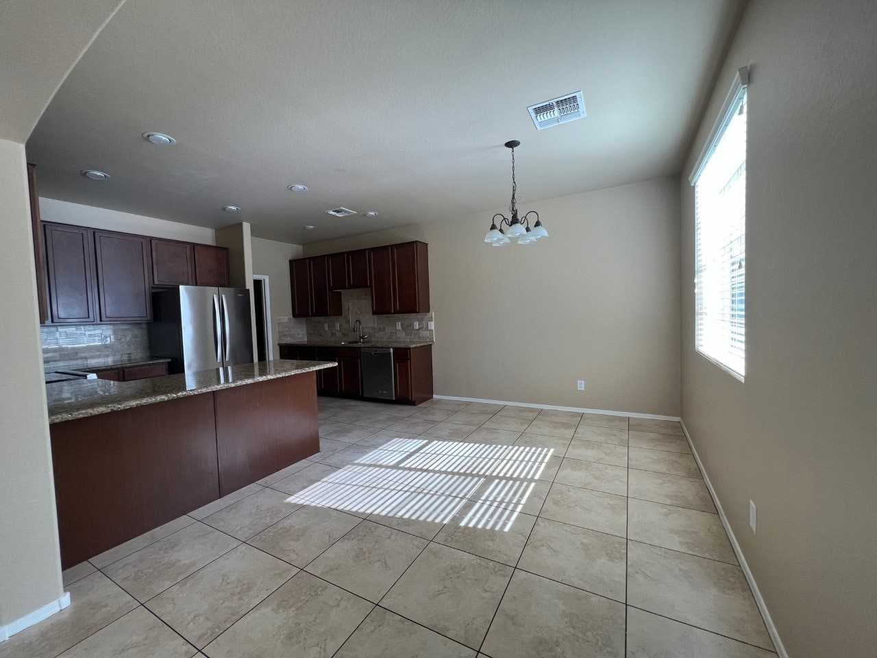 3871 East Edna Drive - Photo 7 of 34