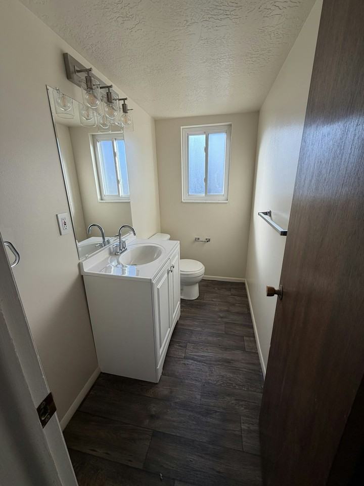 4337 South 700 West, Unit 4337 - Photo 6 of 12